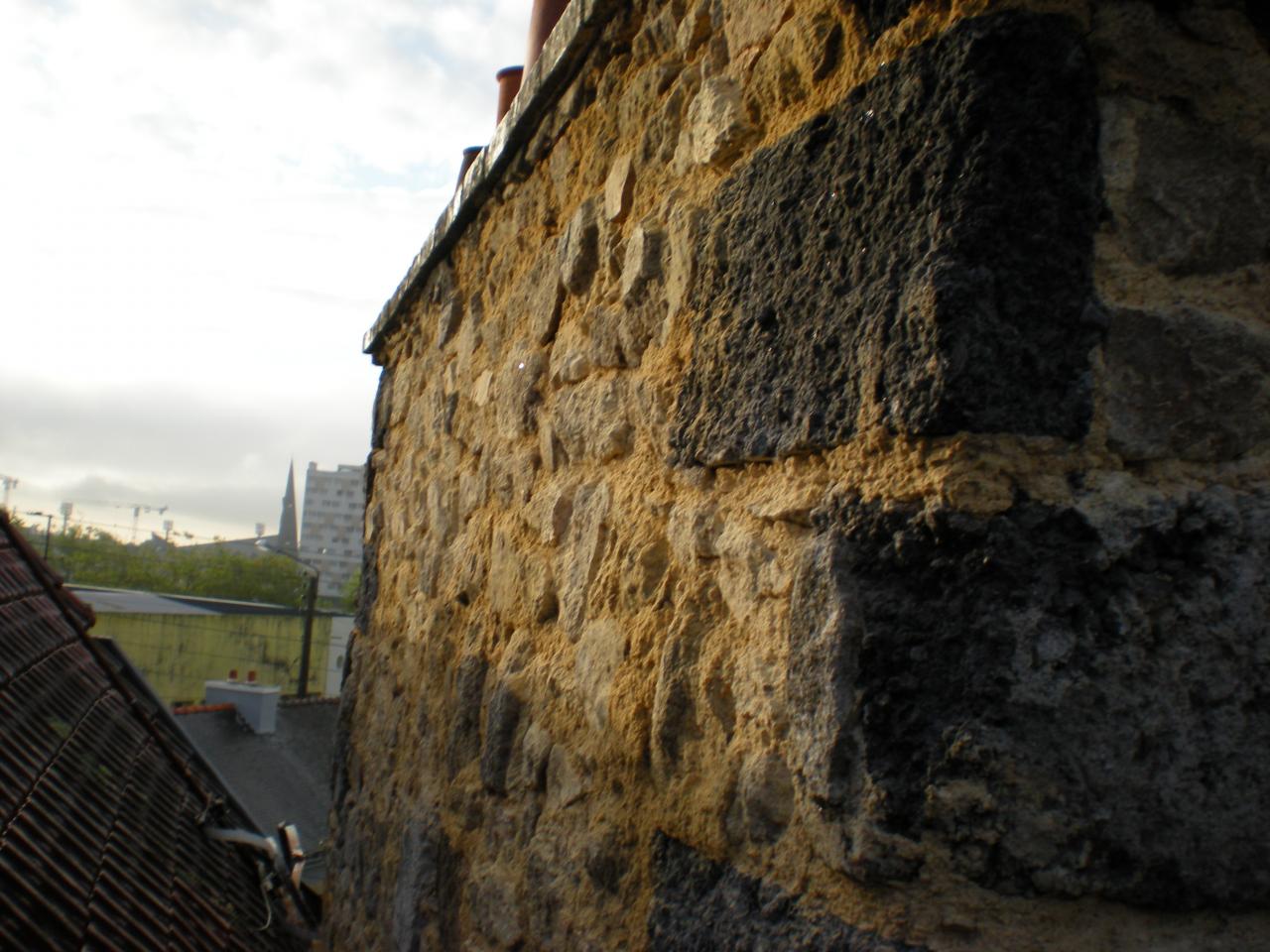 Rénovation d'une cheminée qui était à loin de s'écrouler