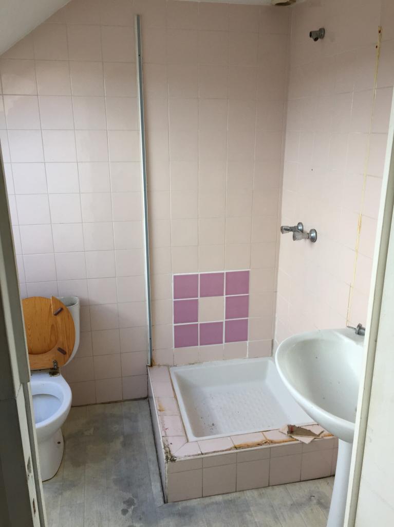 Salle de bain avant travaux